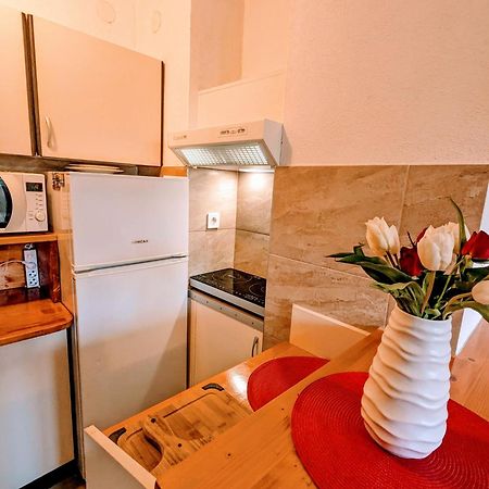 Demass Apartment - Cozy, Free Parking And Wifi Дубровник Екстериор снимка