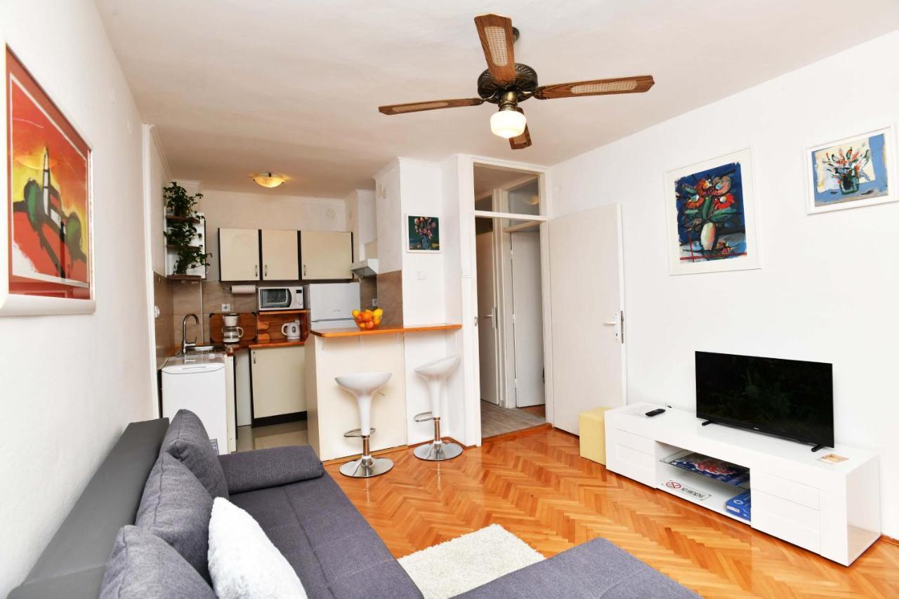Demass Apartment - Cozy, Free Parking And Wifi Дубровник Екстериор снимка