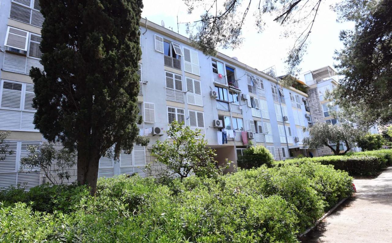 Demass Apartment - Cozy, Free Parking And Wifi Дубровник Екстериор снимка
